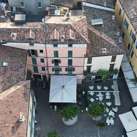 Splendid Apartment Desenzano del Garda Bagian luar foto